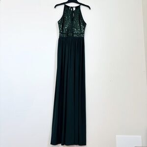 Morgan & Co Green Long Gown  Prom sequin Halter Sleeveless Maxi Evening dress